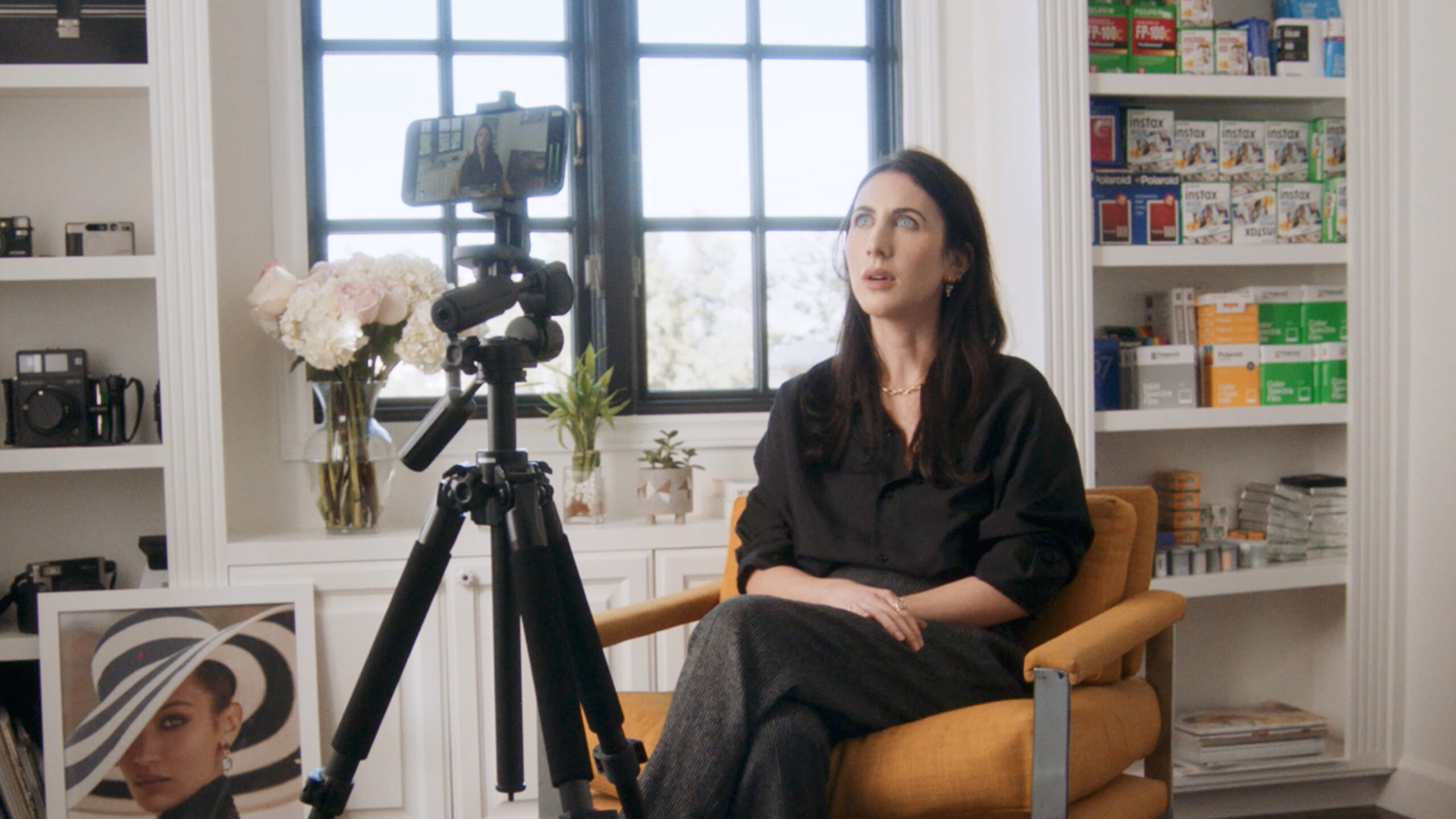 Zoey Grossman for Elle - Art Department, image size:2560x1440